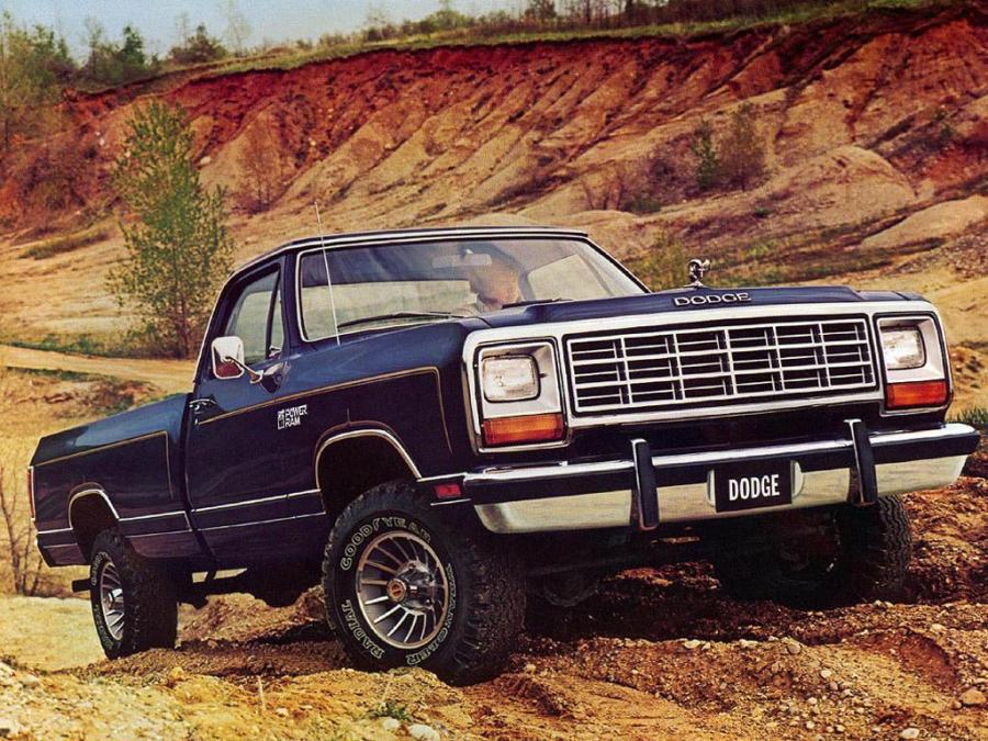 Dodge Power Ram 1981 года  (фото 1 из 1)